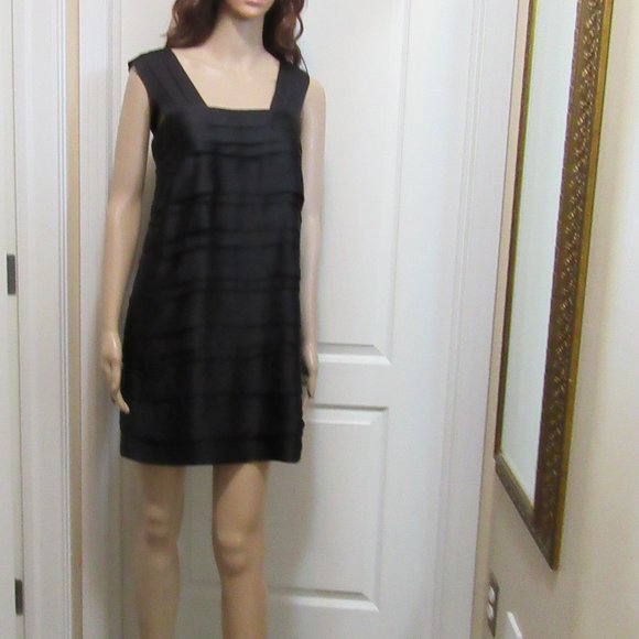 Ladies size 4 Dress all layer - Black - Picture 2 of 10
